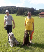 Die beiden Neuangekörten Frollein Lotti und Fidelia mit ihren Herrchen Frank Gottschalk und Holger